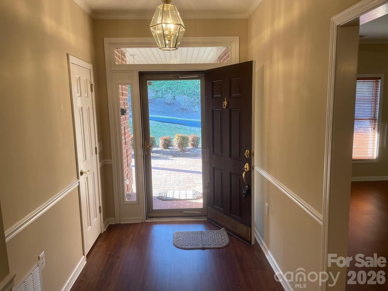 499 26th Ave, Hickory, NC 28601