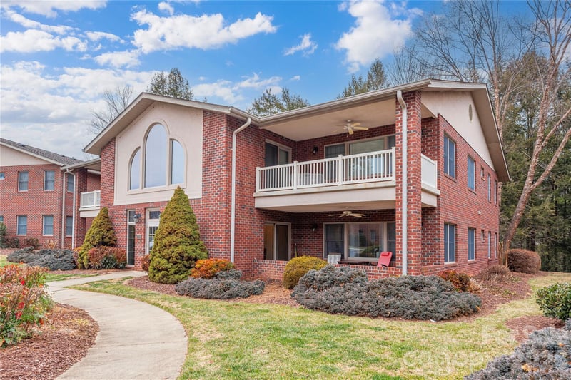 1465 Lakeshore Dr #D-2, Lake Junaluska, NC 28745