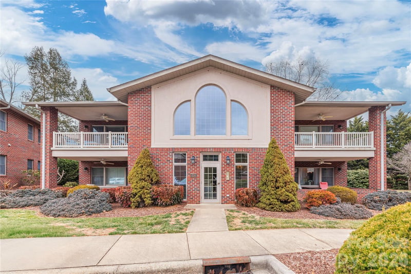 1465 Lakeshore Dr #D-2, Lake Junaluska, NC 28745