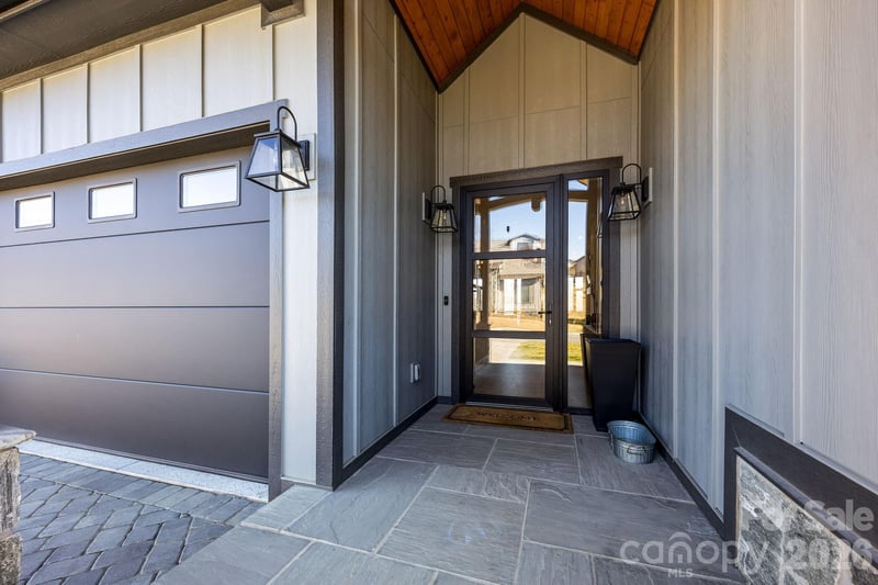 312 Avery Trail Dr, Arden, NC 28704