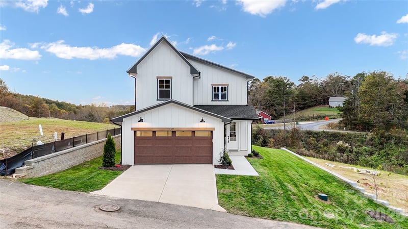 115 Chapel Crossing Ln #2, Weaverville, NC 28787