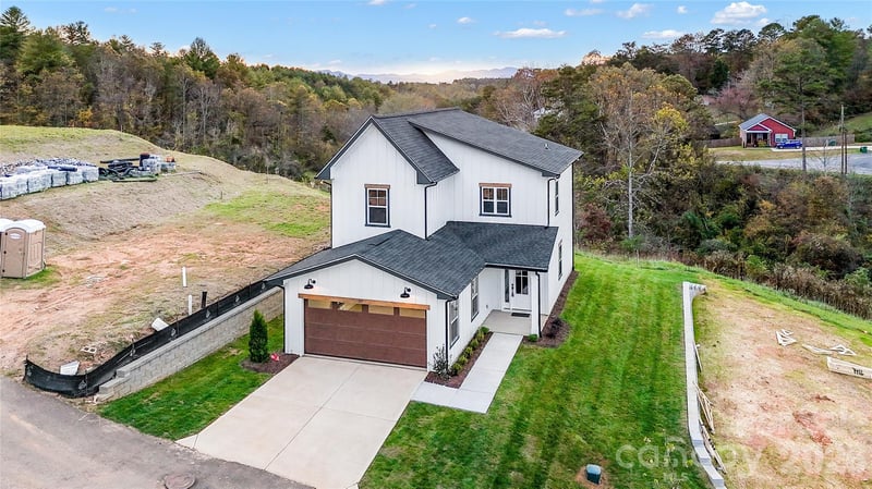 115 Chapel Crossing Ln #2, Weaverville, NC 28787