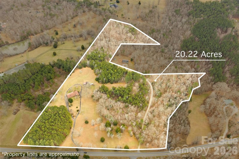 591 Landrum Rd, Columbus, NC 28722