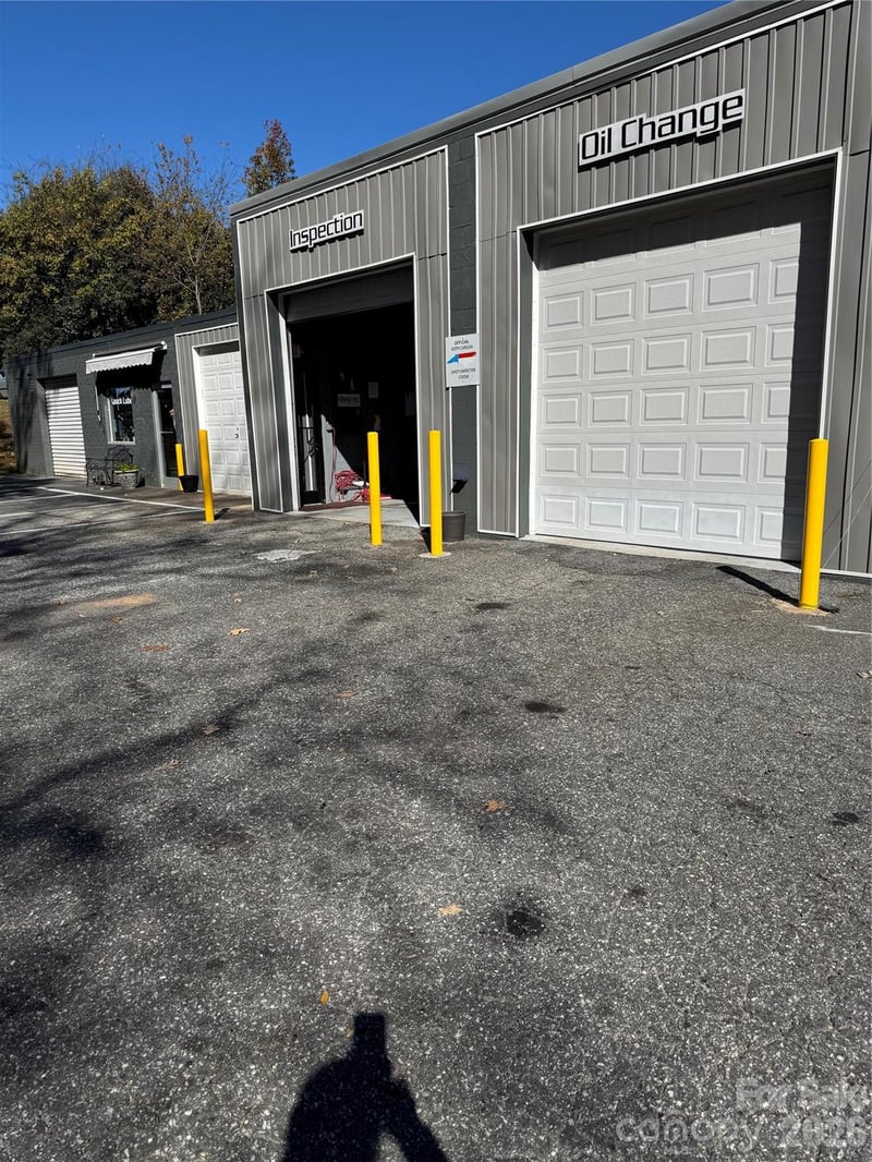 527 E Mills St, Columbus, NC 28722