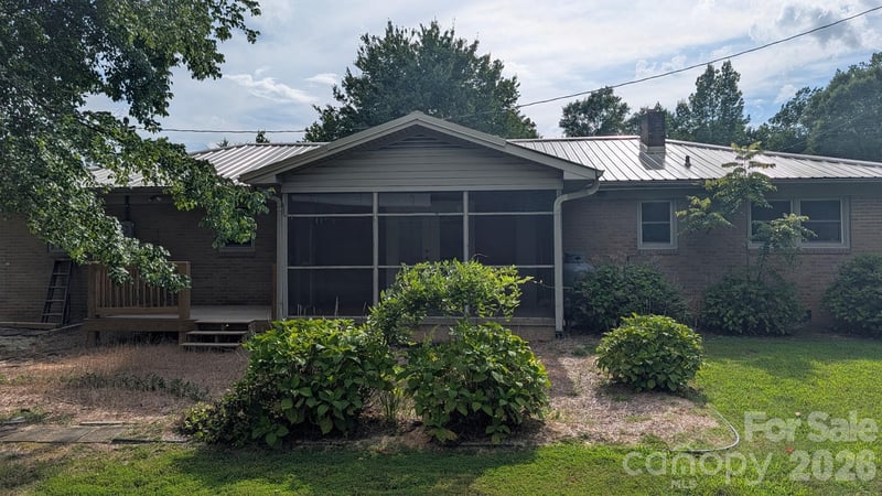 1378 Blacksburg Hw, Blacksburg, SC 29702