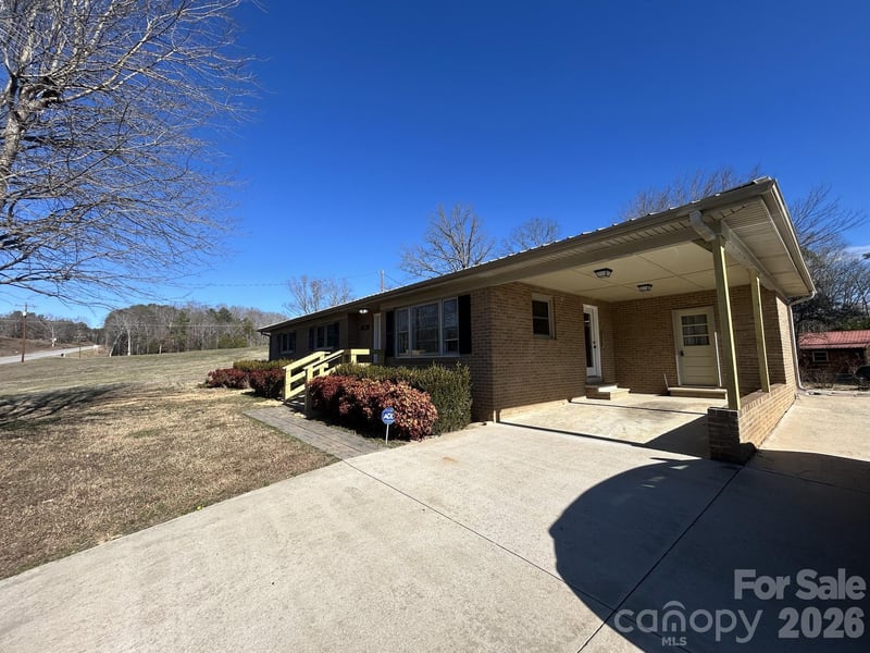 1378 Blacksburg Hw, Blacksburg, SC 29702