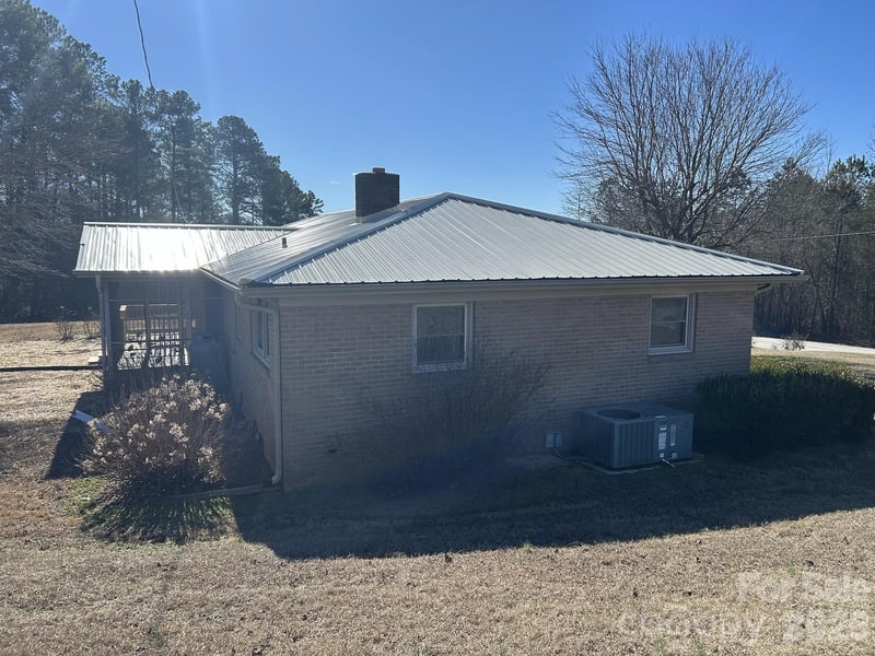 1378 Blacksburg Hw, Blacksburg, SC 29702