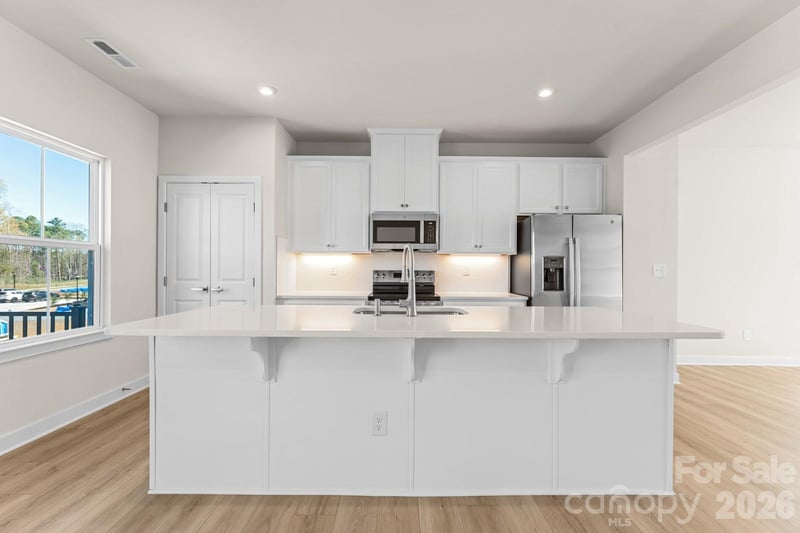 6012 Blue Ridge Oak Rd, Charlotte, NC 28278