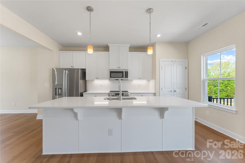 6004 Blue Ridge Oak Rd, Charlotte, NC 28278