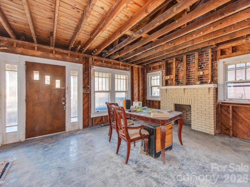 1717 Wilmore Dr, Charlotte, NC 28203