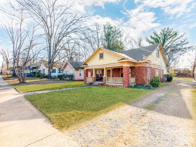 1717 Wilmore Dr, Charlotte, NC 28203