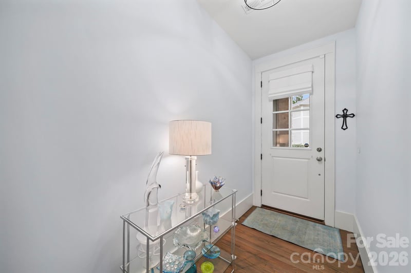 2828 Hillside Springs Dr, Charlotte, NC 28209