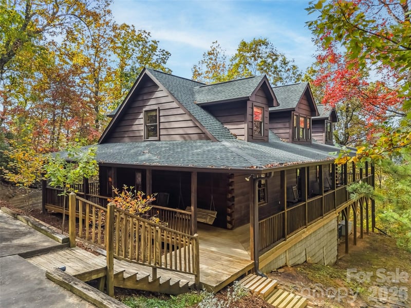 167 Mountain Vista Dr, Saluda, NC 28773