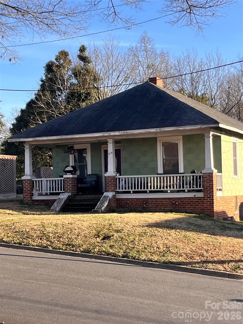 219 Troy Alexander Dr, Albemarle, NC 28001