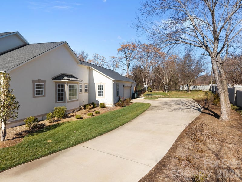 102 Polo Dr, Salisbury, NC 28144