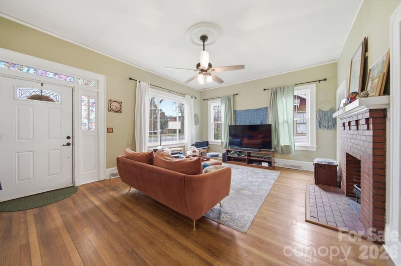 707 York St, Gastonia, NC 28052