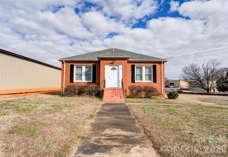 215 Morton St, Shelby, NC 28152