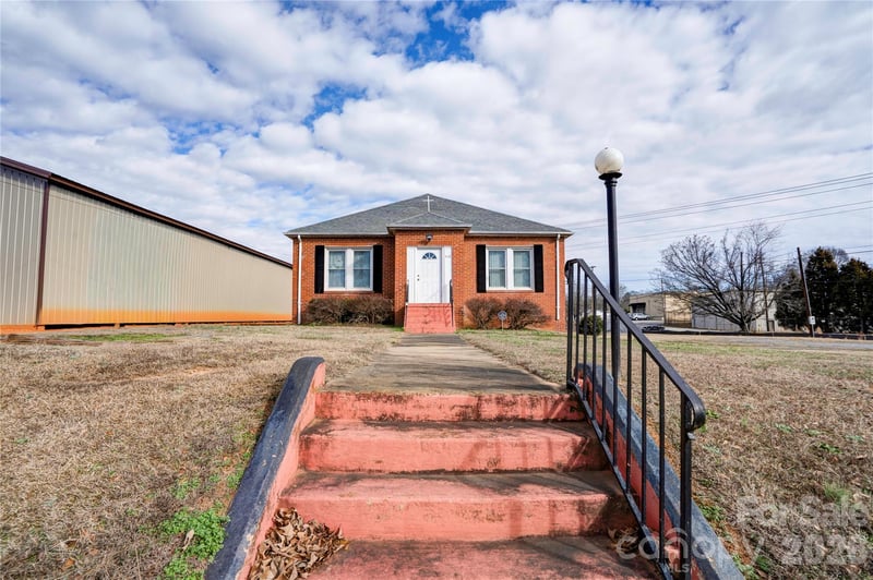 215 Morton St, Shelby, NC 28152
