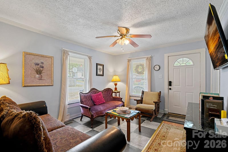 900 Alma Ave, Kannapolis, NC 28081