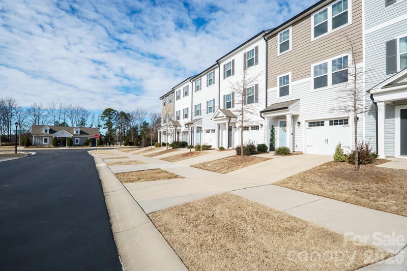 11021 Woodland Creek Way, Charlotte, NC 28262