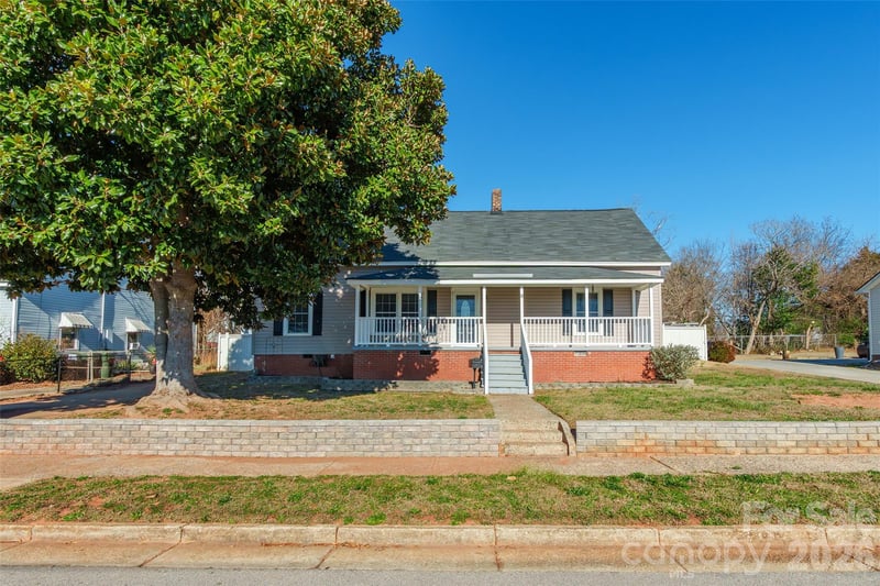 9 Church St, Rock Hill, SC 29730