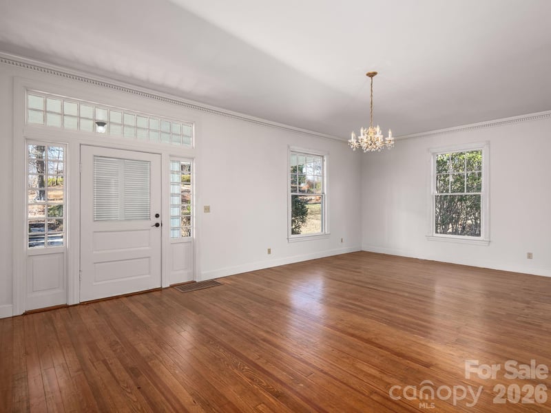 143 Ridgecrest Ave, Rutherfordton, NC 28139