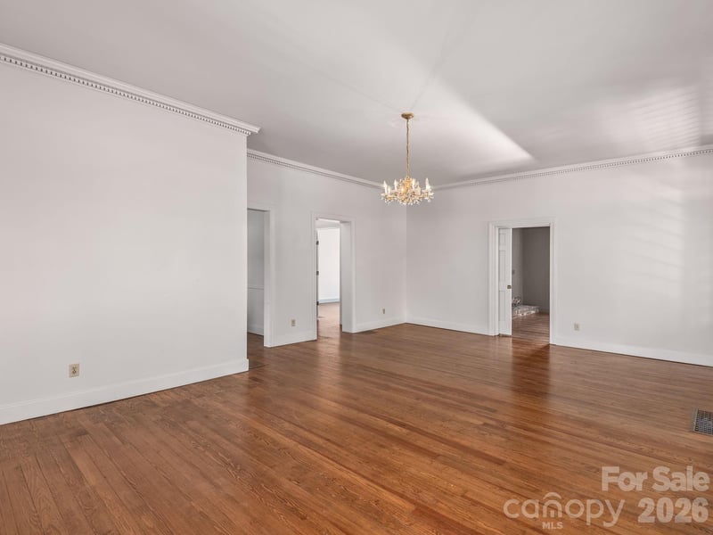 143 Ridgecrest Ave, Rutherfordton, NC 28139