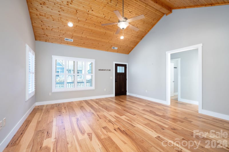 39 Ball Gap Rd, Arden, NC 28704