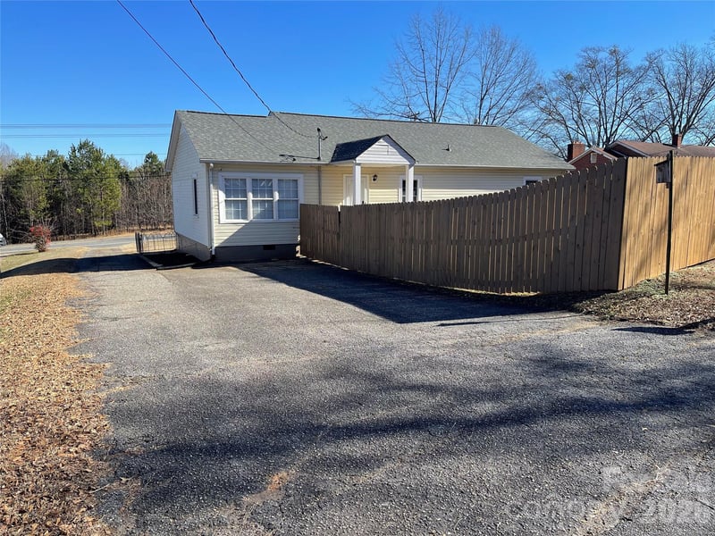 268 Oakland Rd, Spindale, NC 28160