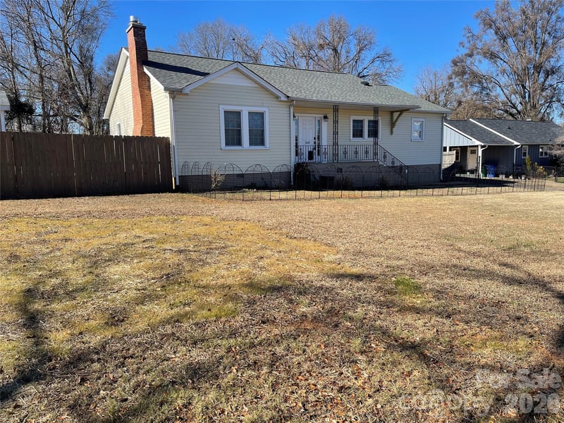 268 Oakland Rd, Spindale, NC 28160