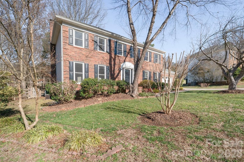 14604 Hanloch Ct, Charlotte, NC 28262