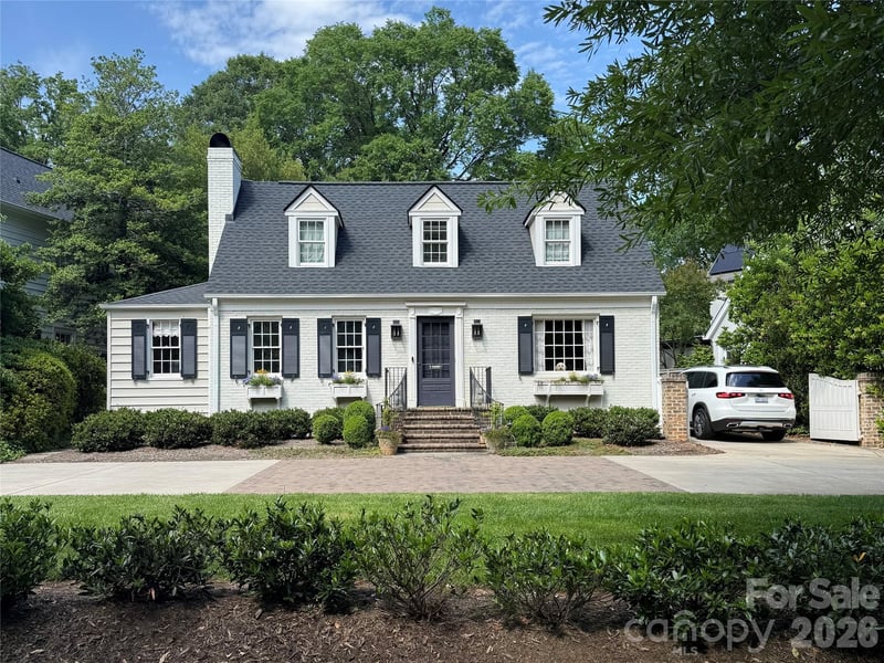 2045 Beverly Dr, Charlotte, NC 28207