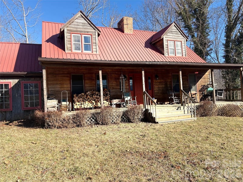 219 Rocking Horse Trl, Burnsville, NC 28714