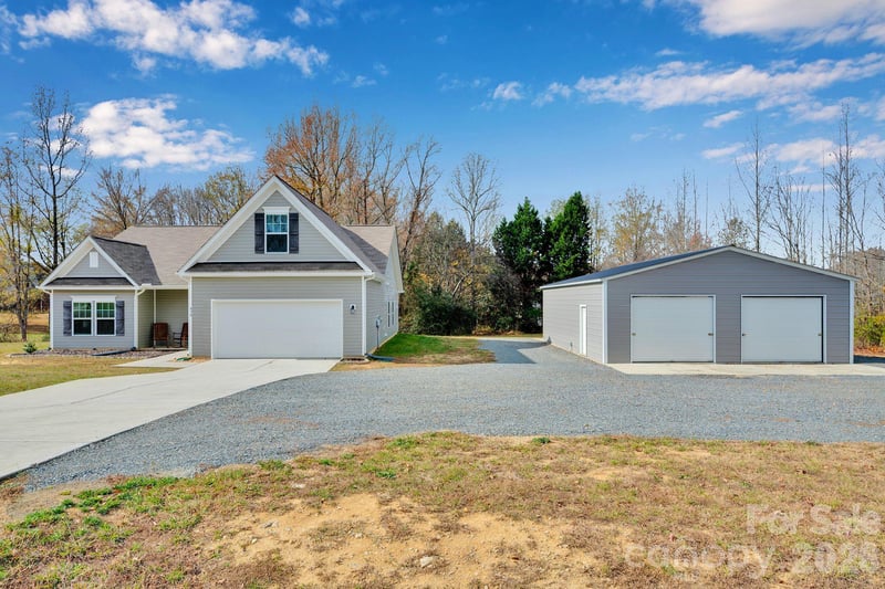 430 Steeple Chase Trl, Salisbury, NC 28144