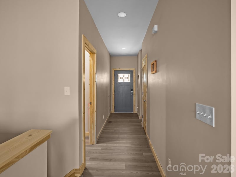 225 Aurora Ln, Tryon, NC 28782