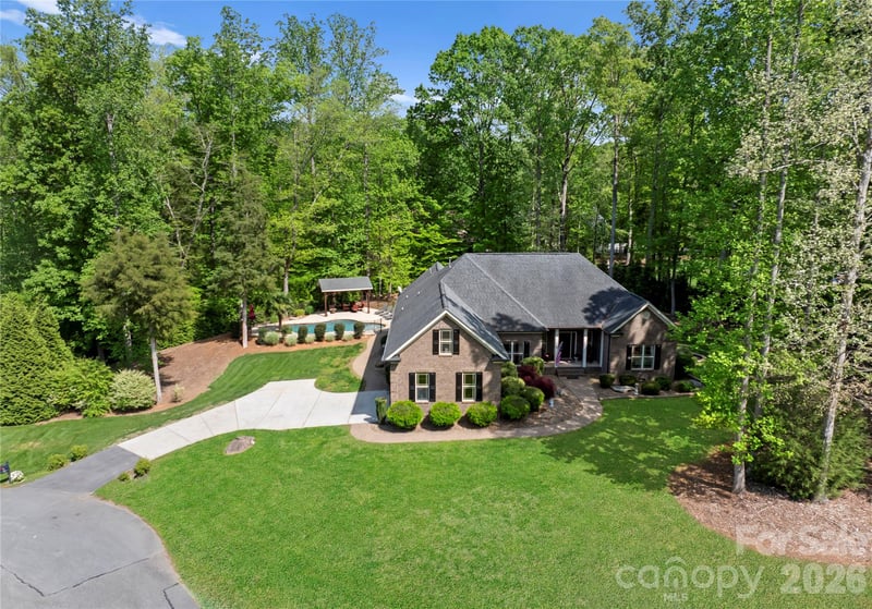 860 Arrow Point Ln, Davidson, NC 28036