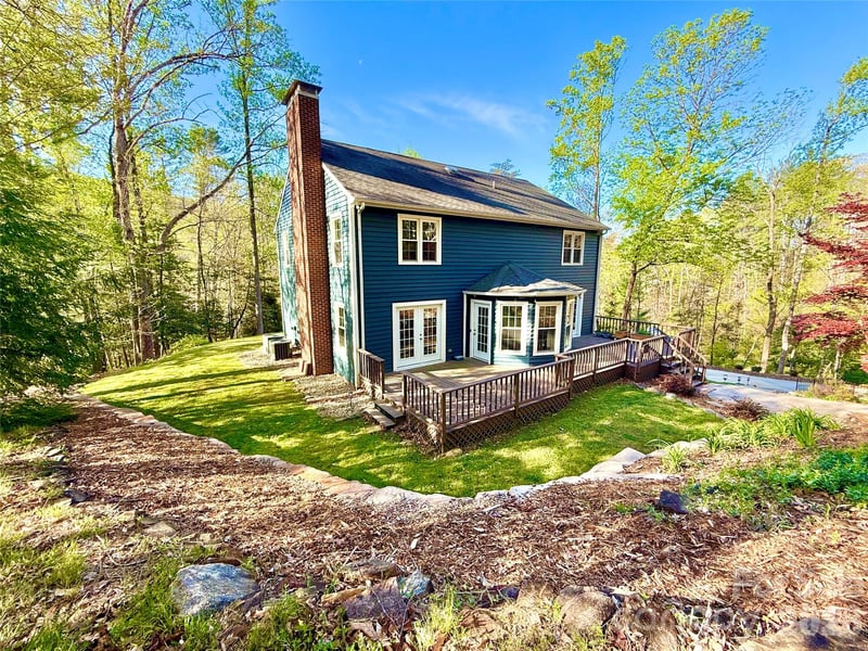 3132 Stoney Brook Dr, Lenoir, NC 28645