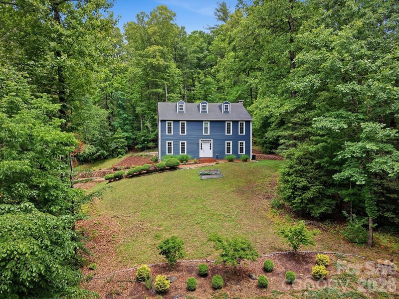3132 Stoney Brook Dr, Lenoir, NC 28645
