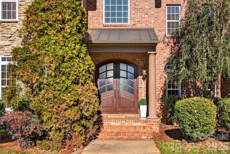 6565 Robin Hollow Dr, Mint Hill, NC 28227