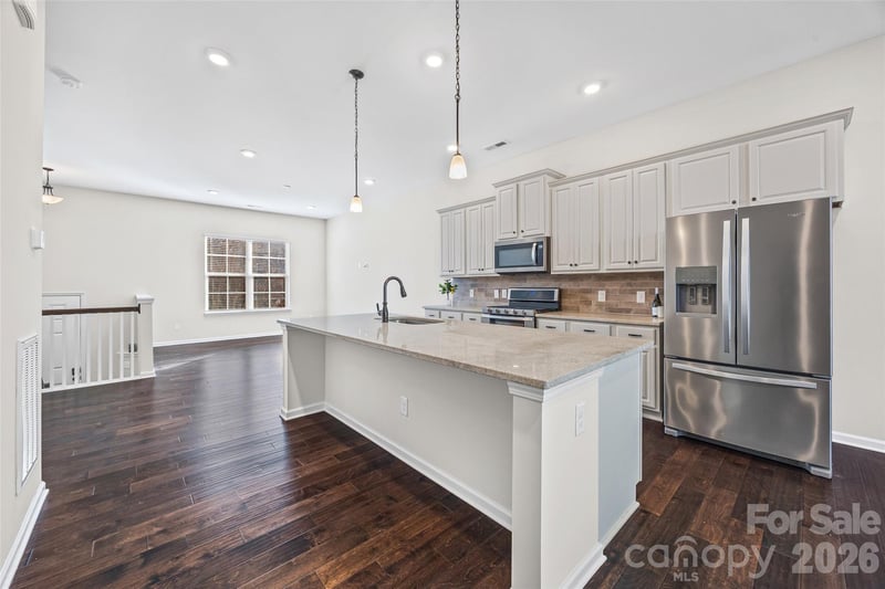 9236 Ainslie Downs St, Charlotte, NC 28273