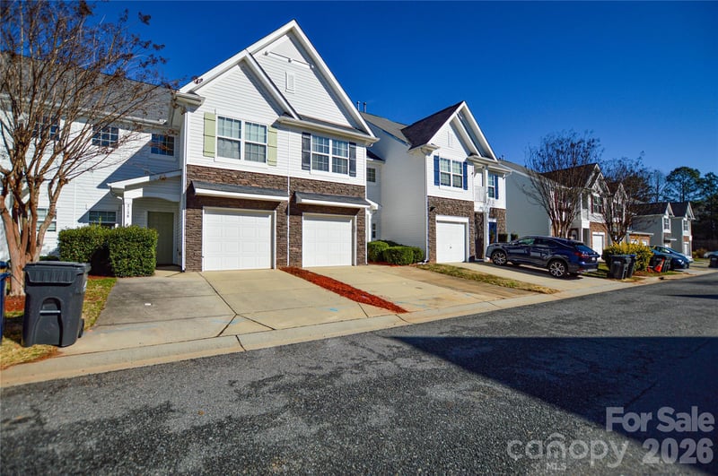 2126 Shady Pond Dr, Clover, SC 29710