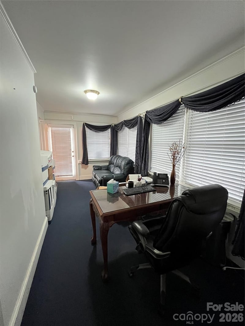 420 Harper Ave, Lenoir, NC 28645