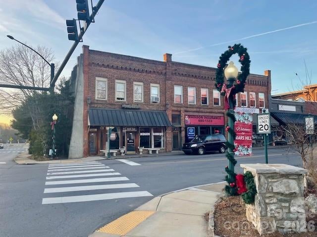 37 Main St, Mars Hill, NC 28754