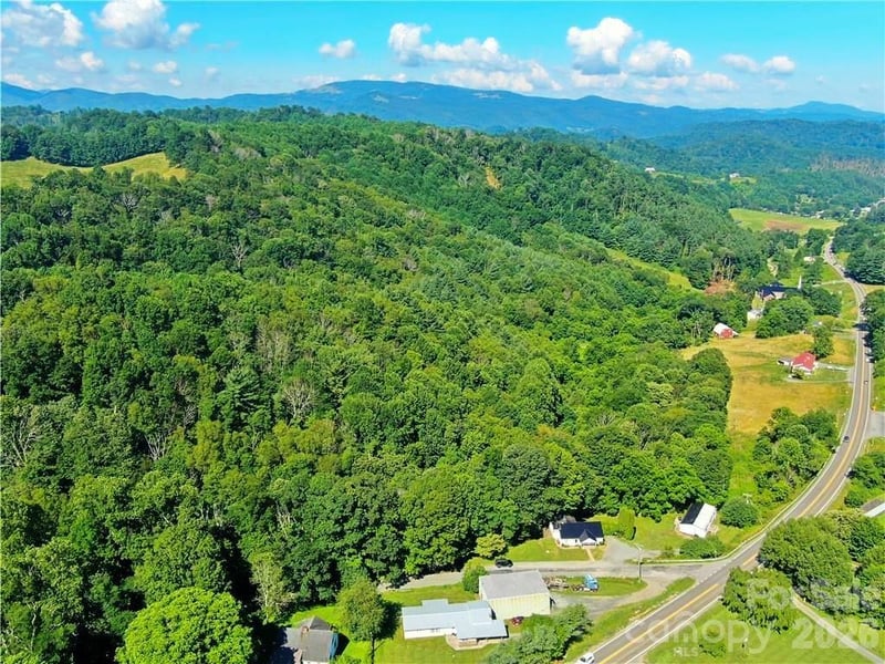 3771 Us Highway 421 Hw, Vilas, NC 28692
