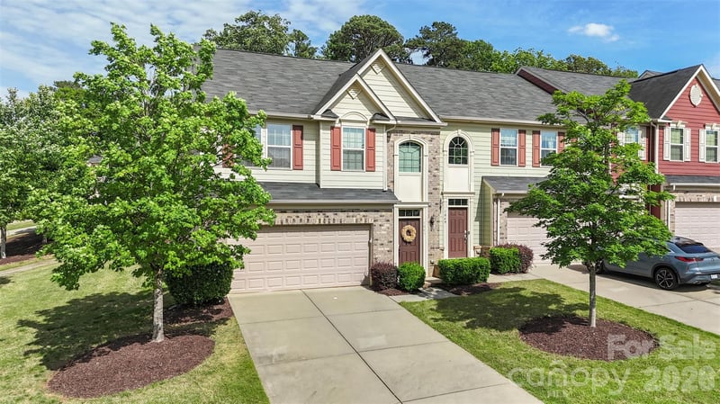 1845 Fleetwood Dr, Charlotte, NC 28208