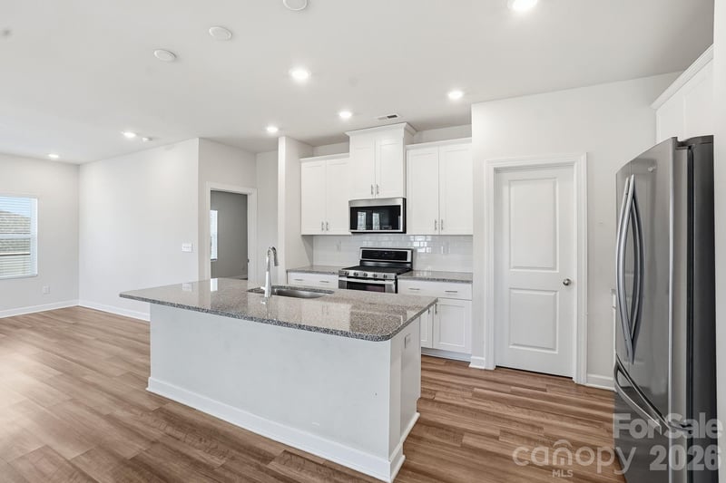 4526 Bright Rd, Charlotte, NC 28214