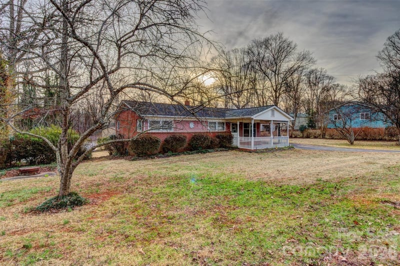 1040 Allison Dr, Shelby, NC 28150