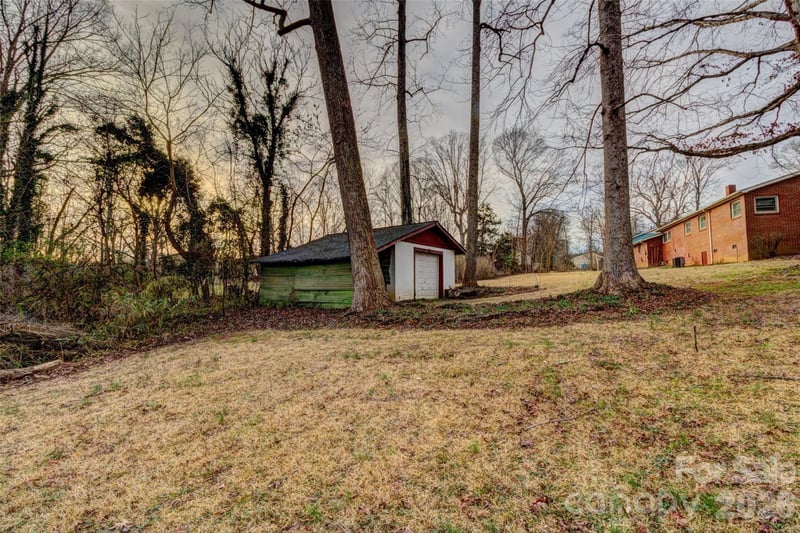 1040 Allison Dr, Shelby, NC 28150