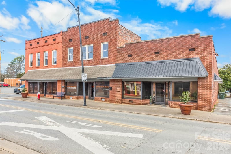 106 Mountain St, Cherryville, NC 28021