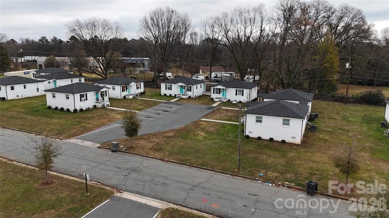 2213 Alma Ct, Charlotte, NC 28206
